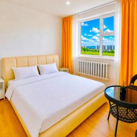 Yura Hostel, ξενοδοχείο σε Darhan