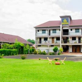 Mufasha Boutique Suites، فندق في Kisoro