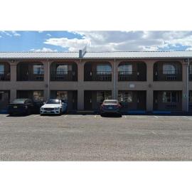 Albuquerque Inn Near Airport I 40، فندق في ألباكيركي