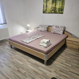 Seventeen -Apartament la casa