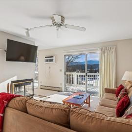 Mountainside Condo J202 โรงแรมในสโตว์