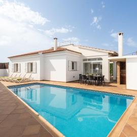 Villa Evelyn by Villa Select