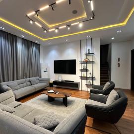 DOD Residence I Cozy 3BR with Fast Wifi، فندق في Ikota