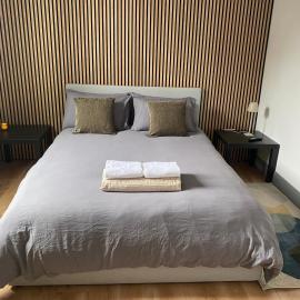 Modern Apartment in the Heart of Town, hótel í Cahersiveen