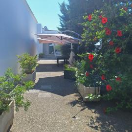 Da zia Sofia, hotel en Torre Lapillo