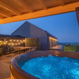 RosoChata313 Domek w górach z Sauną,Jacuzzi,Basenem "Panieński" ruska Bania na wyłączność