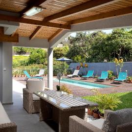 Paradise House Calheta