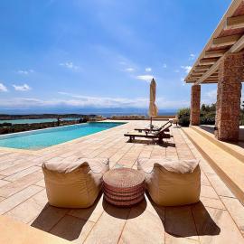 Kalisti Porto Heli Residence Private Pool-SeaView، فندق في Rozaíika