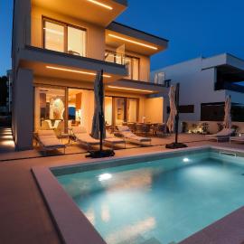 Luxury Villa Caska Perla near Caska Beach & Zrće Beach, Hotel in Časka