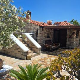 Lekania House