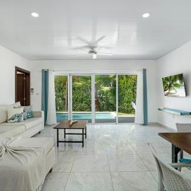Cozy 2br Villa with Pool and BBQ in Sosua Ocean Village – hotel w mieście Sosúa