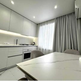 Білі апартаменти, hotel in Dnipro