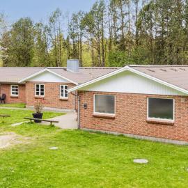 4 star holiday home in Øster Assels-By Traum