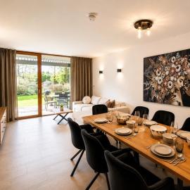 Lake Vibe Exclusive Holiday Home, Bodensee, SUP included, hotell i Öhningen