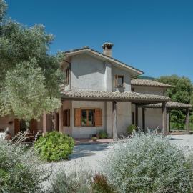 Nice Home In Configni