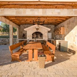 Gorgeous Home In Slivnica, Hotel in Slivnica