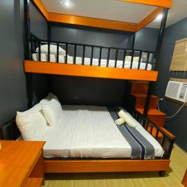 Angkel's Place, Hotel in Bangued