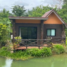 Chaikao mountain view retreat-villa 3, hotel in Ban Khun Krathing