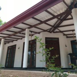 NIVRA Homestay, hotel in Kumbalwela