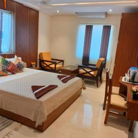 Eennra Maanikko, hotel em Krishnanagar
