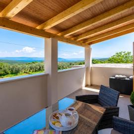 Kuća za odmor Aurora, hotel em Kavran