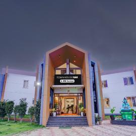 Townhouse Oak Rising Water Park Dharwad Formerly Rising Resorts and Spa, hotel v mestu Hubli