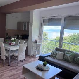 APARTMENT ANA v-Peshtani
