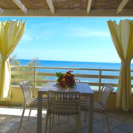 Appartamento Ombrellone su Spiaggia fronte Mare
