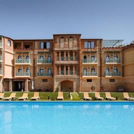 Burki Castle & Cellar, Hotel in Qwareli