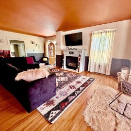 Large Killington Woodstock Area Home, hotell i Bridgewater