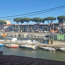 EremAre Viareggio Casa Vacanza، فندق في فياريجيو