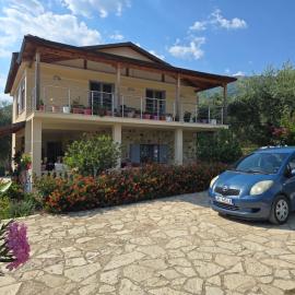 Villa Theodora, hotel v destinácii Polisi i Vogël
