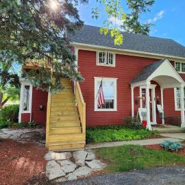 Cute private apartment near historic Woodstock Square, hotel in Woodstock