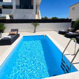 New - Luxury Villa Angel - private pool, hotel u gradu Vir