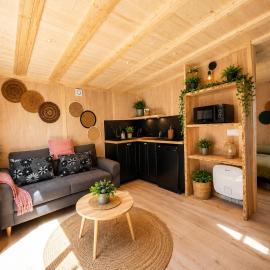 la douceur du sud jardin terrasse、クレルモン・レローのホテル
