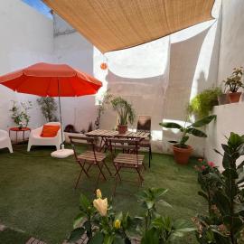 Guesthouse Jazmines Mozarabe, hotel v destinácii Baena