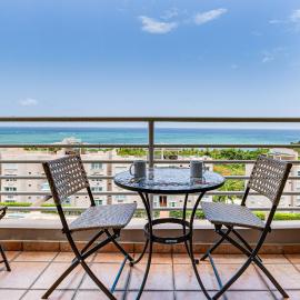 Walk to the Beach! Quiet Resort Retreat in Maunabo, hotel u gradu 'Maunabo'