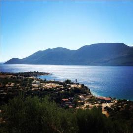 Granny's House in Mani, Peloponnese, Greece, hotel a Kalívia