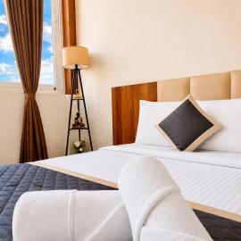 SS Luxury Comforts - Twin Sharing