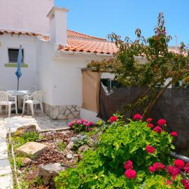 2 Bedroom unit in a small, managed complex