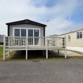 Caravan by the sea Trecco Bay, hotel in Porthcawl