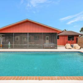 4 BR Equestrian Pool Villa Volleyball On 2 acres, hotel in Wellington