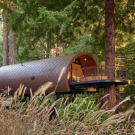 ~* The Spectacular Spyglass Treehouse *~، فندق في Occidental