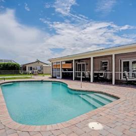 3BR Pool Villa on Golf Course Huge Yard & Games