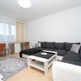 Nesporova Apartment, מלון בMyslava
