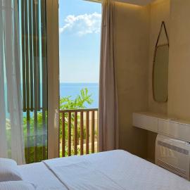 Green Coast Pearl Suites Apartments Palase, hotel in Palasë