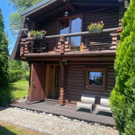 Domek z bali, hotel a Wojcieszyce