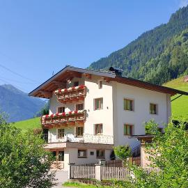 Haus Enzian, hotel v destinácii Mittersill