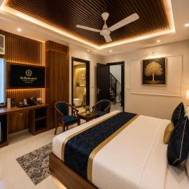 Hotel Montanaa Plaza Near Delhi Airport - Free Airport Pickup & Drop, hotel em Nova Deli