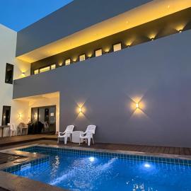 LaViena pool villa, хотел в Виентиане